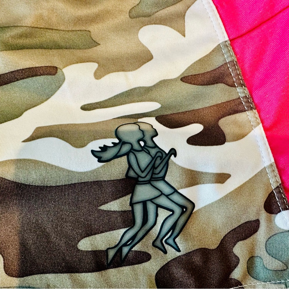 Running Skirts Pink Camo Skirt w Briefs Size 3 Medium Pickleball Golf Workout